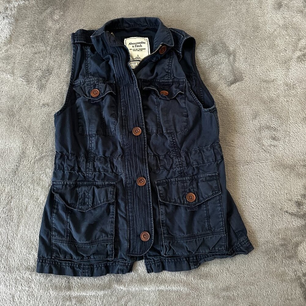 Abercrombie & Fitch Navy Cotton Vest Women's SMALL *missing button